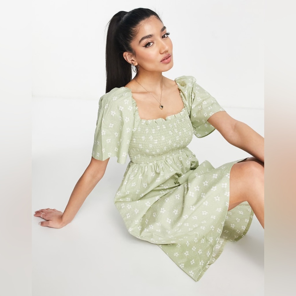 ASOS Monki | Women’s Sage Green/White Floral Shirred Flutter Sleeve Mini Dress M